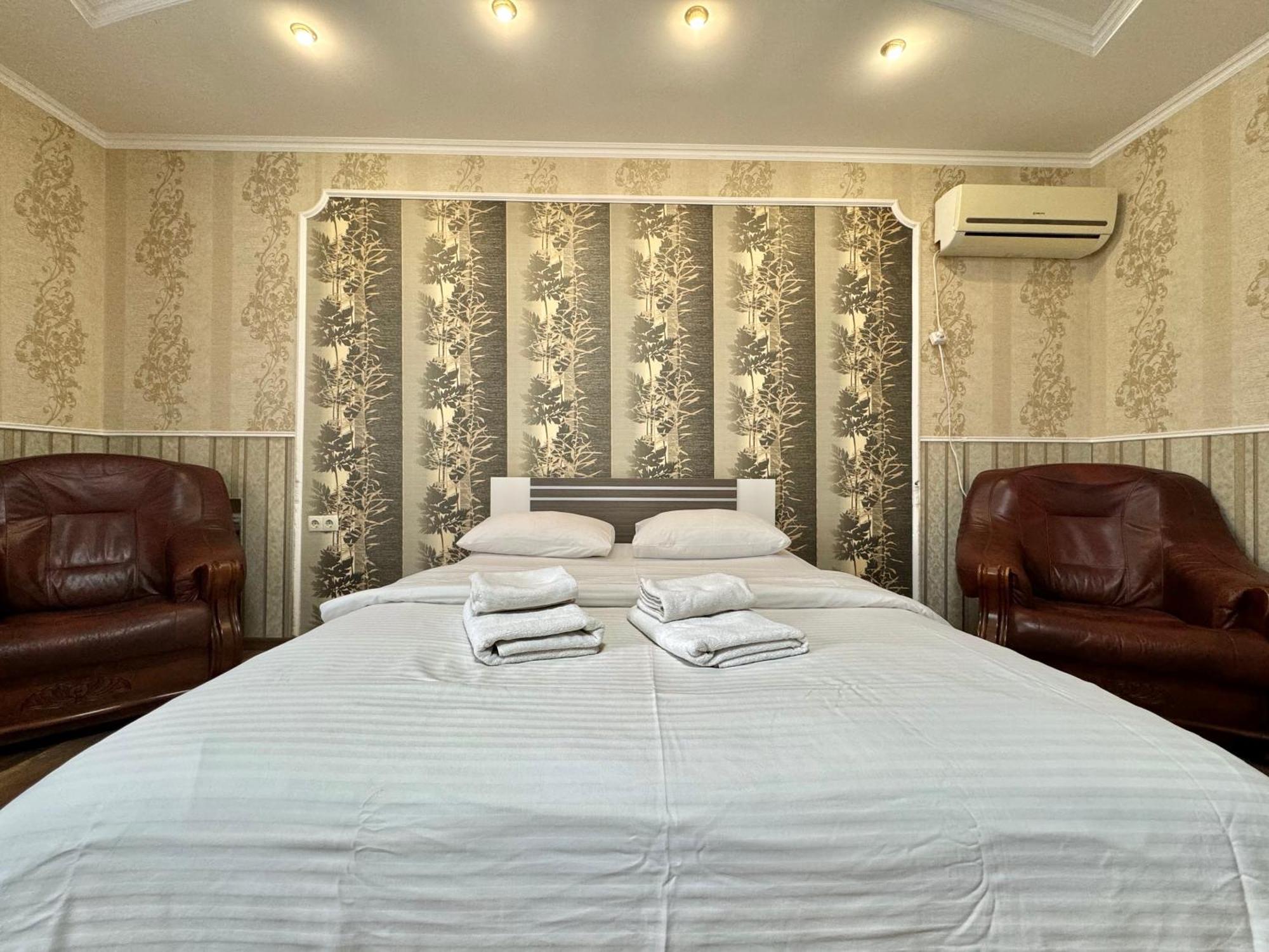 Apartpoltava 100 Квадратних Метрів Затишку В Серці Полтави, Корпусний Парк, Банківський Чек Buitenkant foto