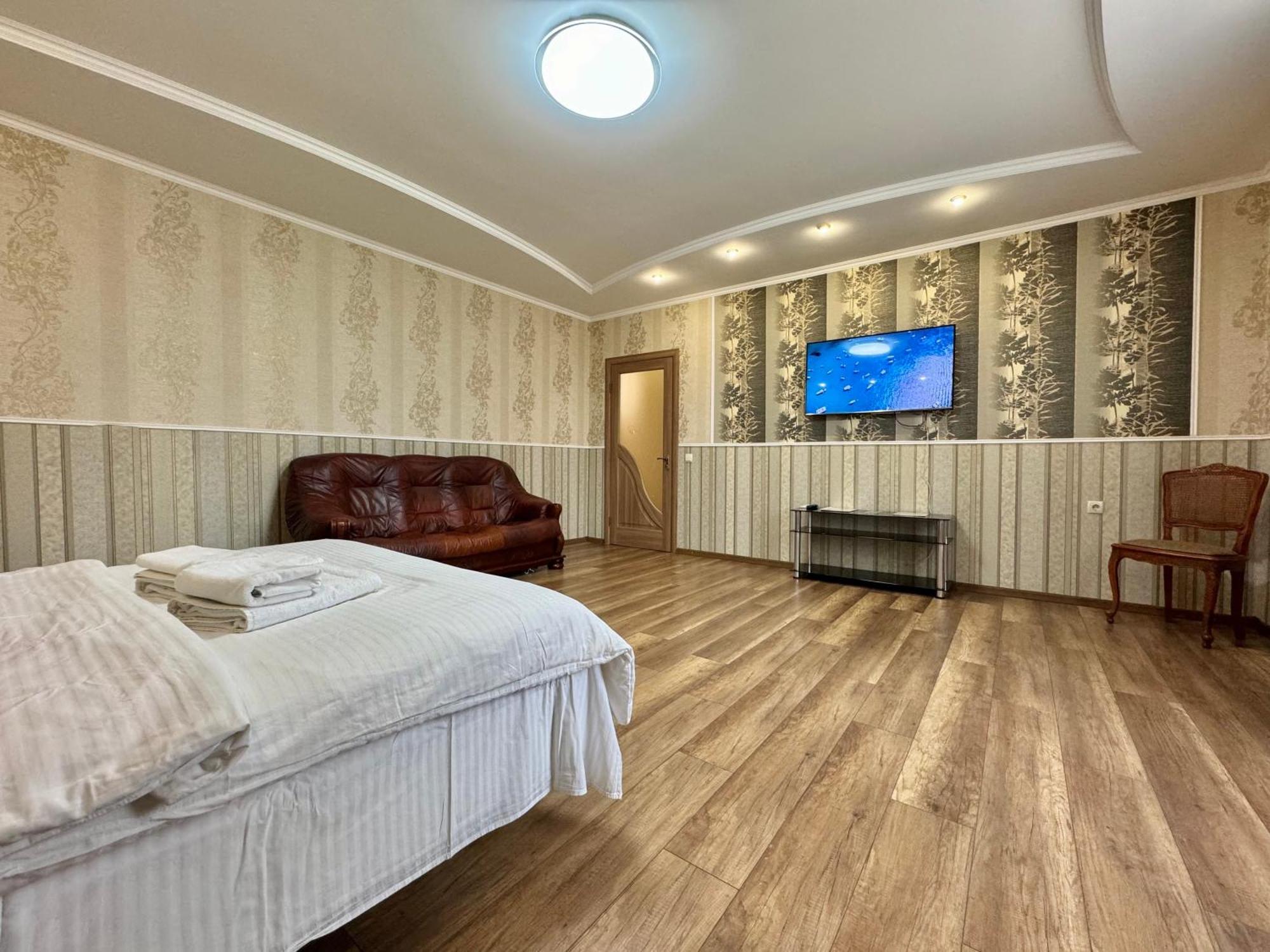 Apartpoltava 100 Квадратних Метрів Затишку В Серці Полтави, Корпусний Парк, Банківський Чек Buitenkant foto
